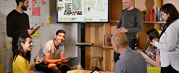 La société française Klaxoon lève 50 millions de dollars pour l'expansion internationale de sa plateforme de travail en équipe